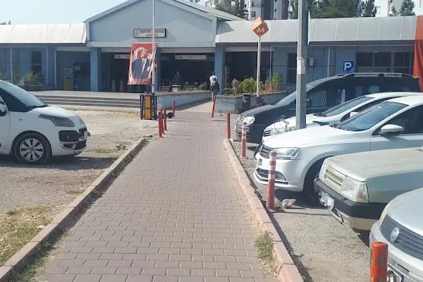 Anadolu Lisesi Metrosu - Resim 17
