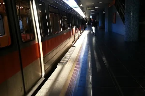 Anadolu Lisesi Metrosu - Resim 6