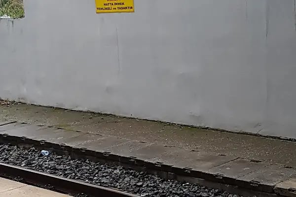 Anadolu Lisesi Metrosu - Resim 10