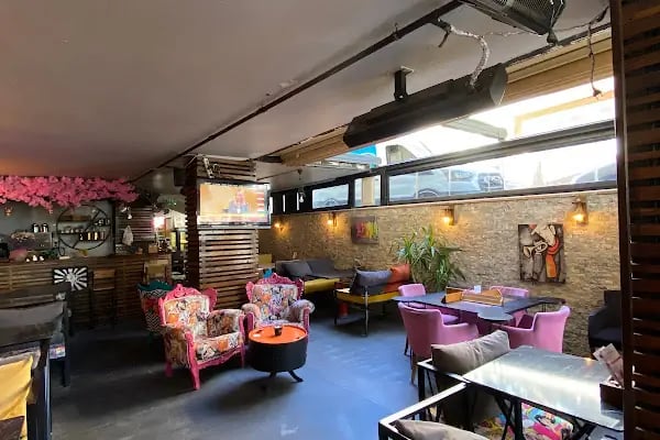 Palet Cafe - Resim 6
