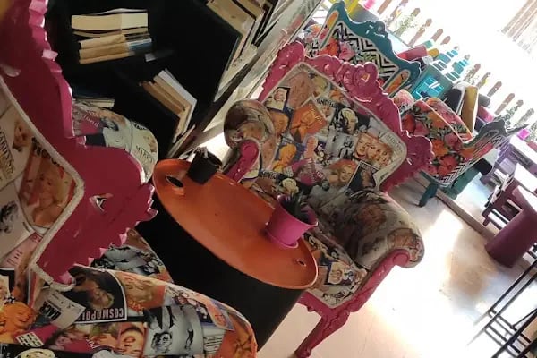 Palet Cafe - Resim 14