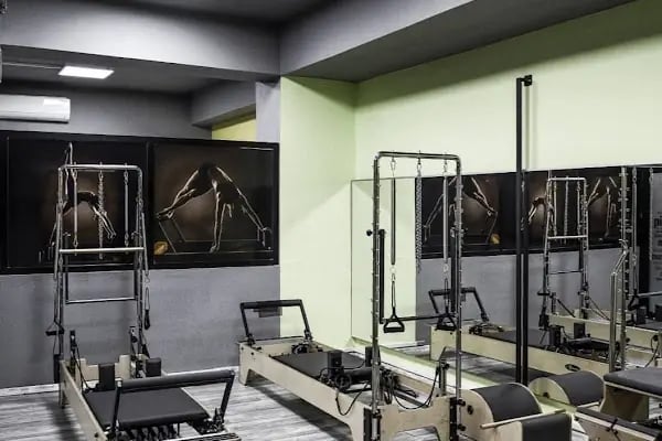 B-GYM SPOR SALONU - Resim 2