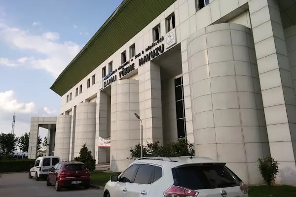 Osmangazi Atıcılar Yüzme Havuzu - Resim 3