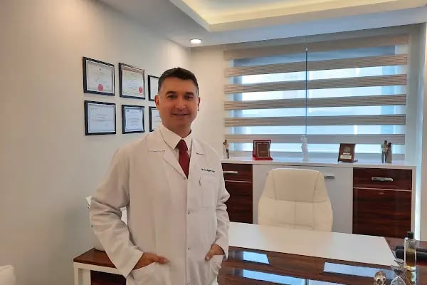 Op.Dr. Özgür ÖZER - Resim 7