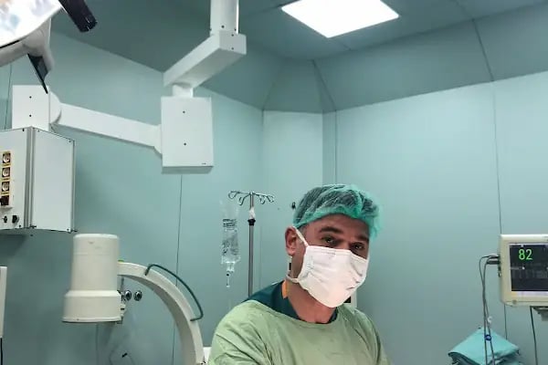Op.Dr. Özgür ÖZER - Resim 10
