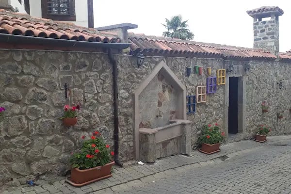 Tarihi Ortamahalle Konakları - Resim 11