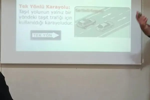 Uluyol Sürücü Kursu - Resim 16