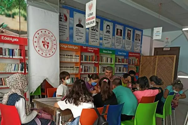 Nizip Kitap Kahve - Resim 2