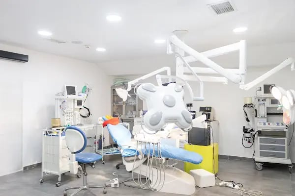 Beyaz Işık Ağız ve Diş Sağlığı Merkezi - Resim 2
