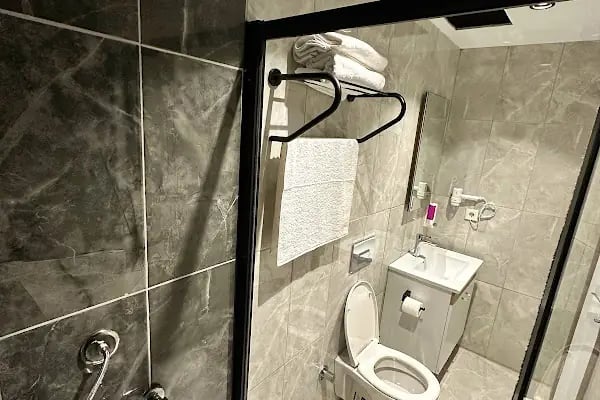 Edwin Plus Hotel - Resim 14