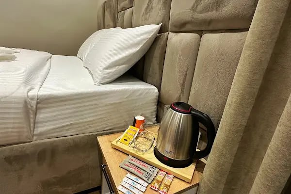 Edwin Plus Hotel - Resim 11