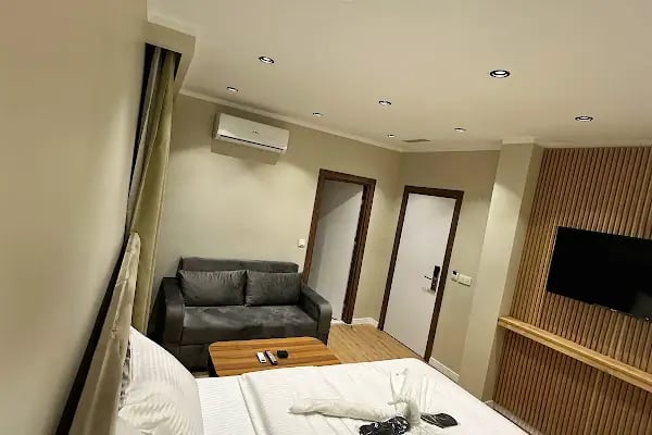Edwin Plus Hotel - Resim 17