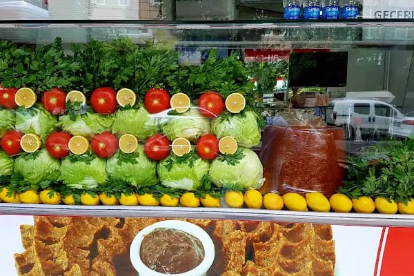 Adıyamanlı Çiğköfteci Hasan Usta - Resim 4