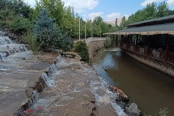 Sürgü Çamlıca Et Balık Restaurant - Resim 12
