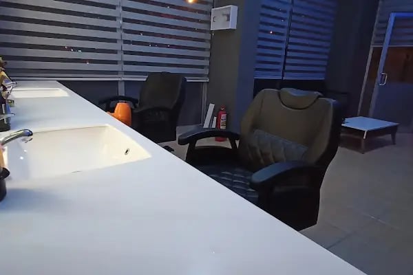 ÖMF Erkek Kuaförü - Resim 4