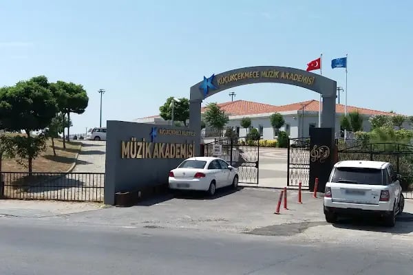 Küçükçekmece Belediyesi Müzik Akademisi - Resim 20