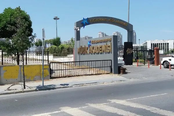 Küçükçekmece Belediyesi Müzik Akademisi - Resim 1