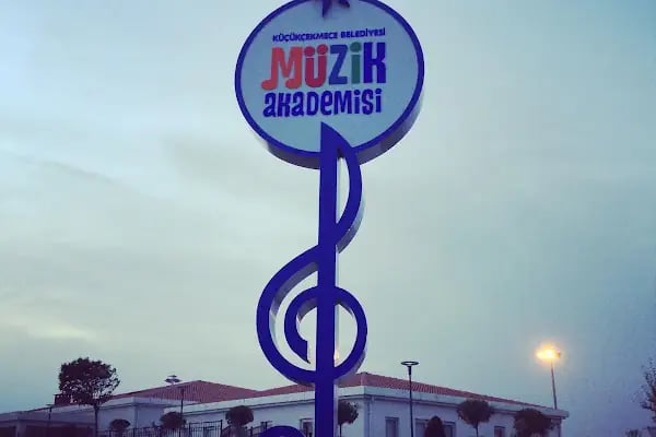Küçükçekmece Belediyesi Müzik Akademisi - Resim 5