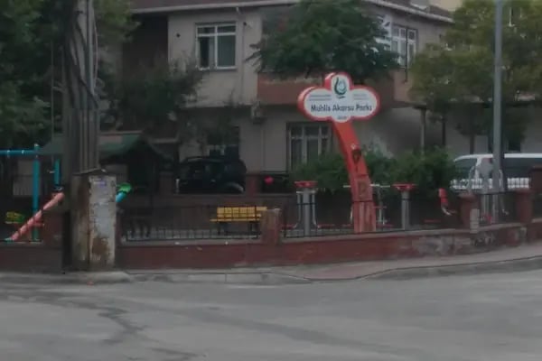Muhlis Akarsu Parkı - Resim 5