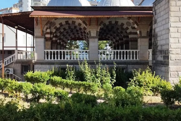 Nomanoğlu Camii - Resim 4