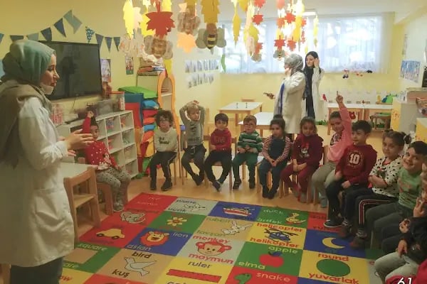 Özel Dişhane Ağız ve Diş Sağlığı Polikliniği Bağcılar Güneşli - Resim 9