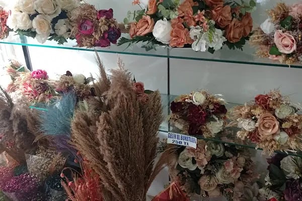 Arnavutköy çiçekçisi, Hadımköy çiçekçisi, Kardelen Çiçekcilik - Resim 1