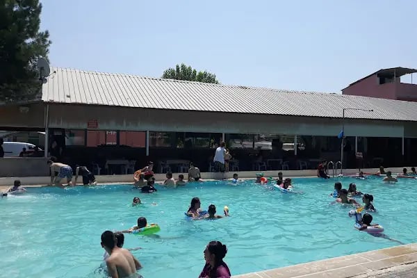 Kurhaus Arslan Camping (Pansion-Havuz-Piknik-Kamping) - Resim 2