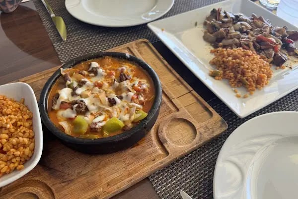 Agora Restaurant - Resim 3