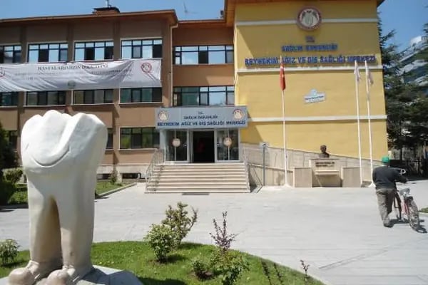 Beyhekim Ağız ve Diş Sağlığı Hastanesi - Resim 2