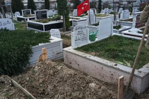 İstiklal Mezarlığı - Resim 16