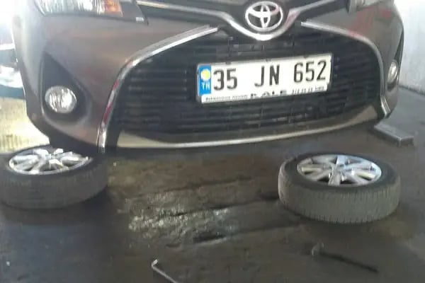 Kardeşler Oto Tamir Bakım Servisi(BALÇOVA)HAKAN DİDİN - Resim 5