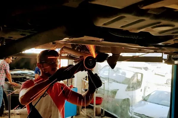 MODERN AUTO SERVİCE FORD OTO MOTOR MEKANİK ARIZA BAKIM SERVİSİ SAKARYA - Resim 20