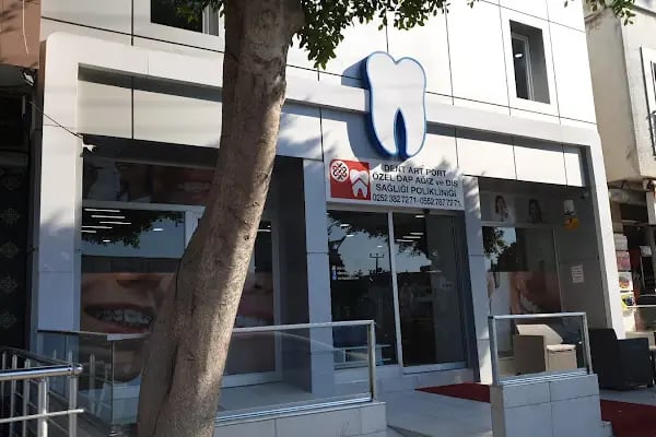 Dent Art Port Bodrum Ağız ve Diş Sağlığı Polikliniği - Resim 12