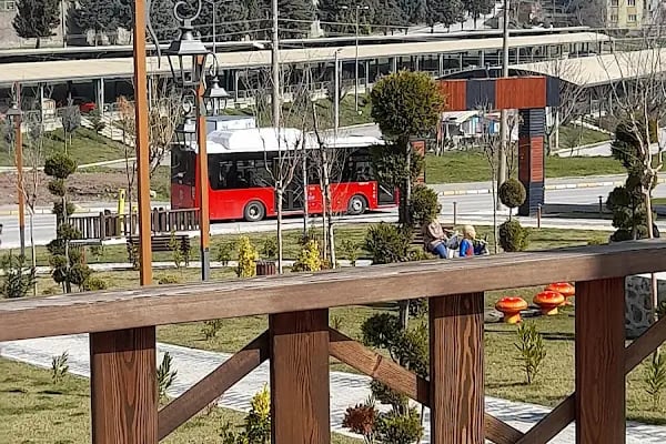 sabri uğur parkı ve millet kıraathanesi - Resim 5