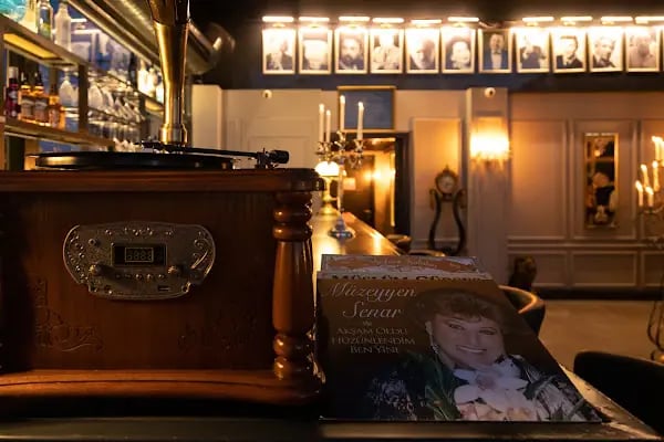 Neyzendo - Fasıl Restaurant - Eski Nesil Meyhane - Resim 18