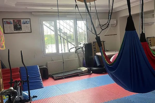 Rehabilitasyon Merkezi - Resim 8