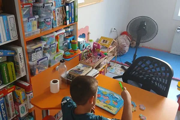 Rehabilitasyon Merkezi - Resim 17