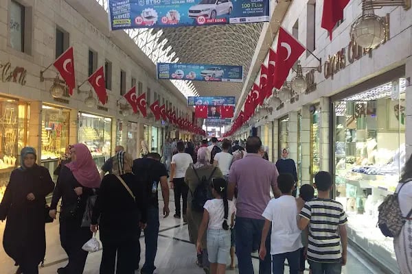Ayakkabıcılar Çarşısı - Resim 4
