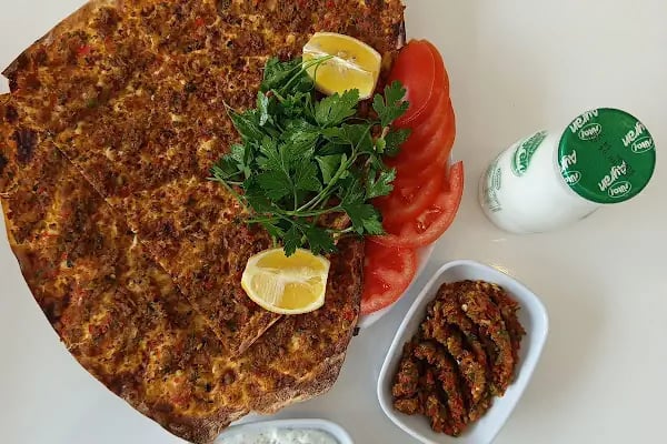 Kervan pide lahmacun salonu akşehir konya - Resim 2