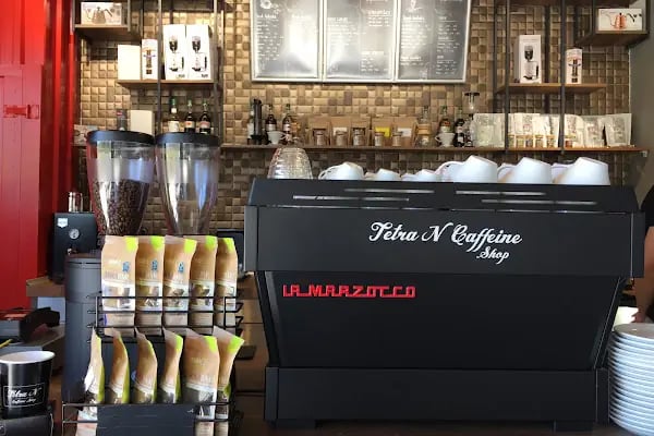 Tetra N Caffeine Shop - Resim 13