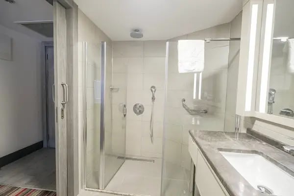 Ramada Plaza by Wyndham Izmir - Resim 20