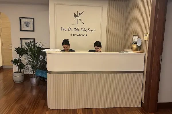 Doç. Dr. Sıla Kılıç Sayar Dermatoloji - Resim 6