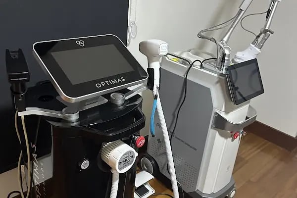 Doç. Dr. Sıla Kılıç Sayar Dermatoloji - Resim 9