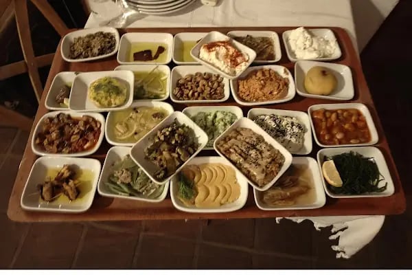 iki sandal geleneksel meyhane - Resim 5
