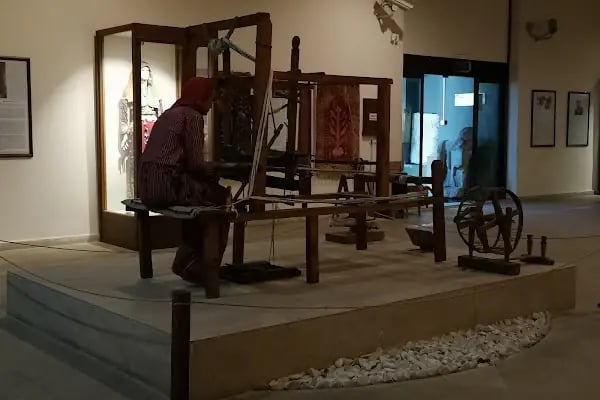 Garanti BBVA Bergama Şubesi - Resim 2