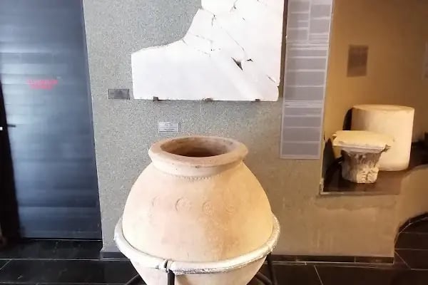 Garanti BBVA Bergama Şubesi - Resim 17
