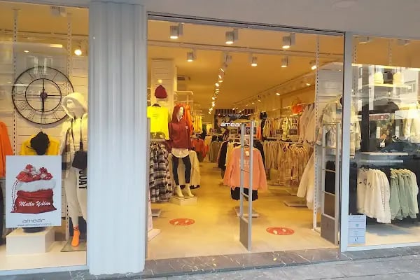 Garanti BBVA Bergama Şubesi - Resim 15