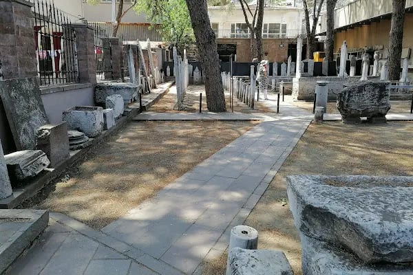 Garanti BBVA Bergama Şubesi - Resim 5