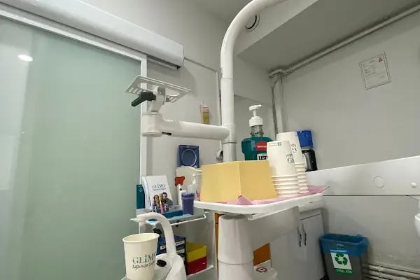 Özel Cacabey Ağız Ve Diş Sağlığı Polikliniği - Resim 10