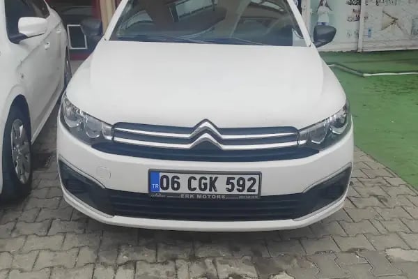EFEM RENT A CAR - Resim 5